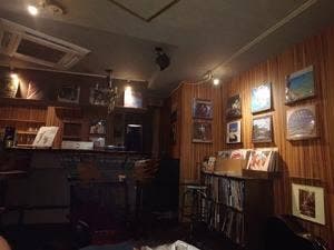 Record Bar MOON SHINE