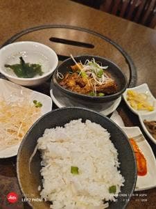 炭火焼肉 うっしっし