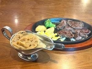 スパイスと鉄板