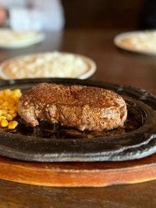 ステーキハウス WESTERN