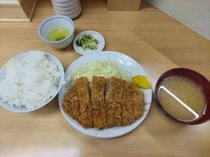 とんかつ山家 竹ノ塚店