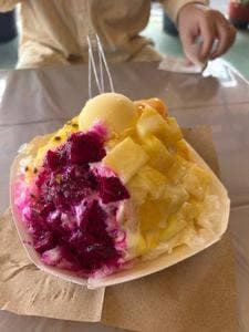 琉冰 おんなの駅なかゆくい市場