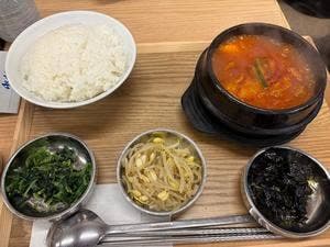 スンドゥブ中山豆腐店 高田馬場