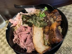 肉麺 ひだまり庵 路地裏店