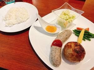 ハンバーグ ペレ