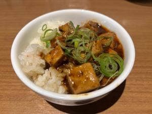 想吃担担面 サンロード店