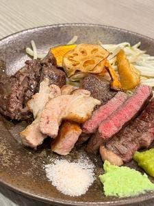 金沢肉食堂 百番街店