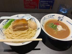 弐弟 麺屋武蔵 岸本翔太
