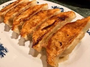餃子屋 かず