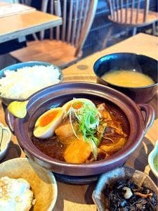 坂の上のとり