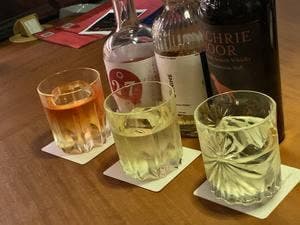 BAR CONTRAST