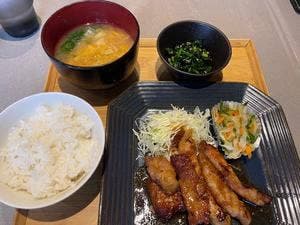 よこぼり食堂