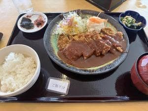 クラウンヒルズ京都ゴルフ倶楽部 レストラン