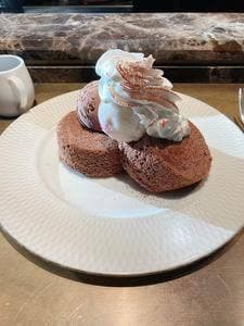 パティスリー&ショコラバー デリーモ 目白店