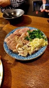 もつ焼き じんべえ 川崎店