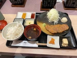 牛かつ もと村 御殿場プレミアムアウトレット店