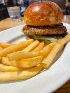 モスプレミアム 千駄ヶ谷店