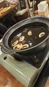 きのこ鍋&きのこ料理専門店 何鲜菇 上野店