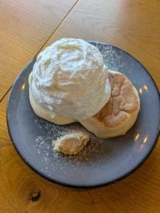 EMILY TEA & BREAD 湘南平塚店