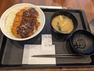 松屋 日野神明店