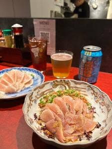 鳥刺し酒場スタンドくーま君
