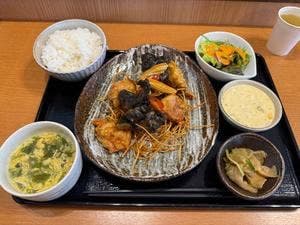 美東サービスエリア 下り線 フードコーナー