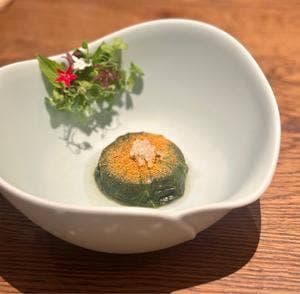 Nén Tokyo