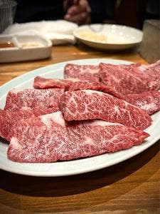 炭火焼肉ホルモンさわいし