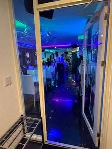 ATLED新宿靖国通り店
