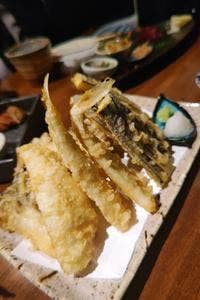 北海道海鮮と鮨酒場 白冨