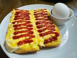 カフェ モンツァ