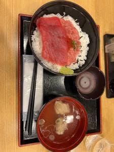 塩竈まぐろ直売・食堂