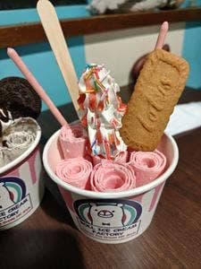 ロールアイスクリームファクトリー ハウステンボス店