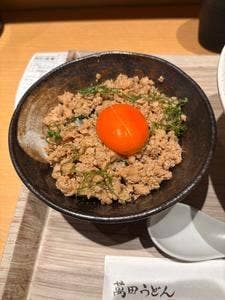 萬田うどん 天神店
