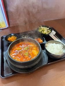 コリアンダイニング 聖