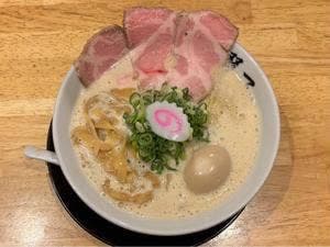 鶏そば 啜る 伏見はなれ