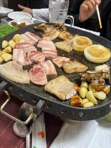 韓国料理専門店 イサン