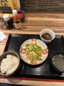 沖縄料理と炉端焼き なんくるないさー