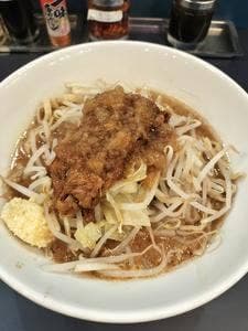 ラーメン豚に恋してる 歌舞伎町店