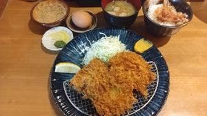 トンカツツキウマ 神山町店