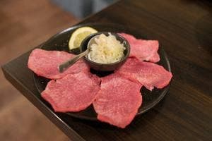焼肉八そら