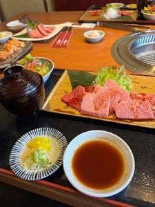 焼肉ひまわり三輪本店