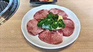 焼肉慶山 本店