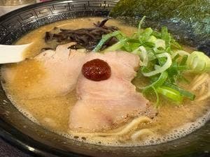 博多ラーメン 替玉食堂 横須賀中央店