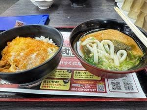 資さんうどん 綾羅木店