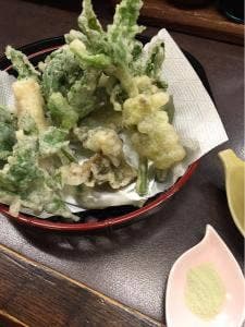 飲み食い処 さかえ