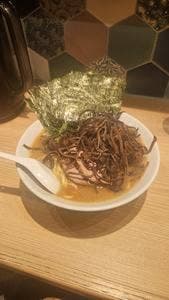 ラーメンモンタナ 秋葉原店
