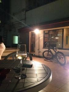 shochu & Wine 屋上バー bee