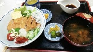 レストハウス なかや