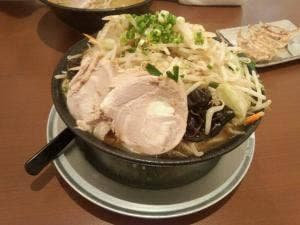 みそ吉 泉店